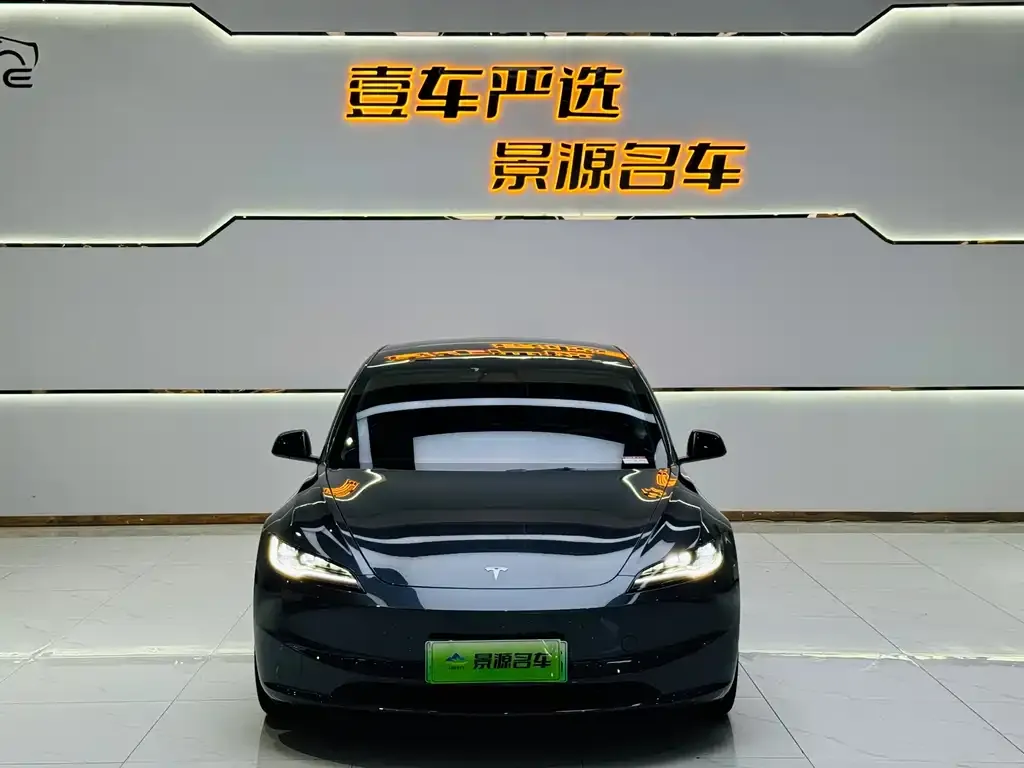 Tesla Model 3 2024 из CN, фото 2