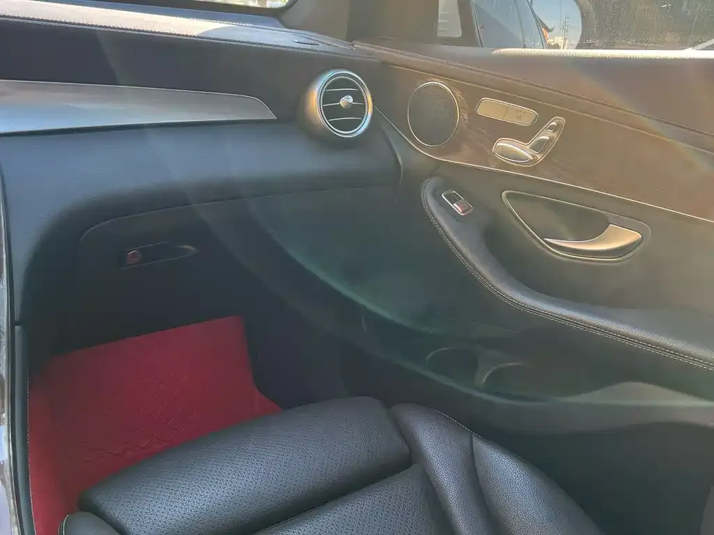 Mercedes-Benz GLC 2022 из CN, фото 4
