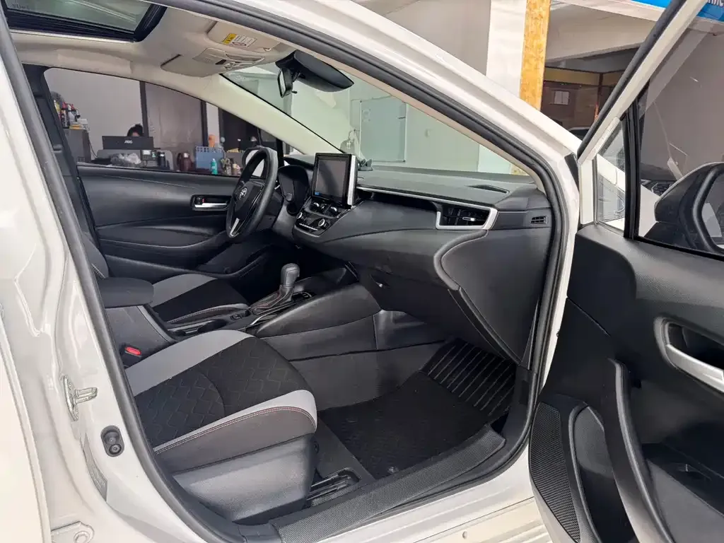 Toyota Corolla 2022 из CN, фото 10