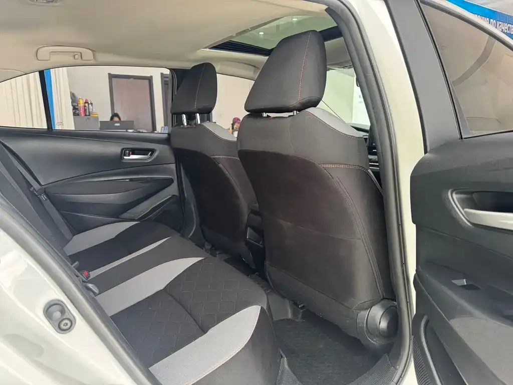 Toyota Corolla 2022 из CN, фото 9