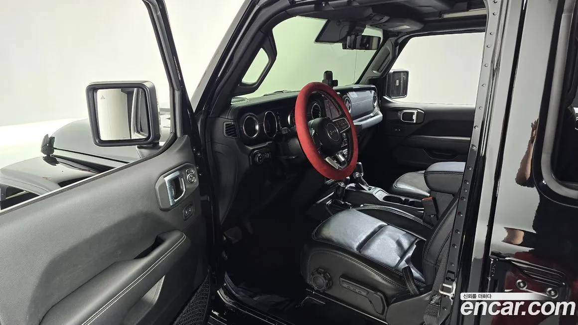 Jeep Wrangler 2022 из KR, фото 10
