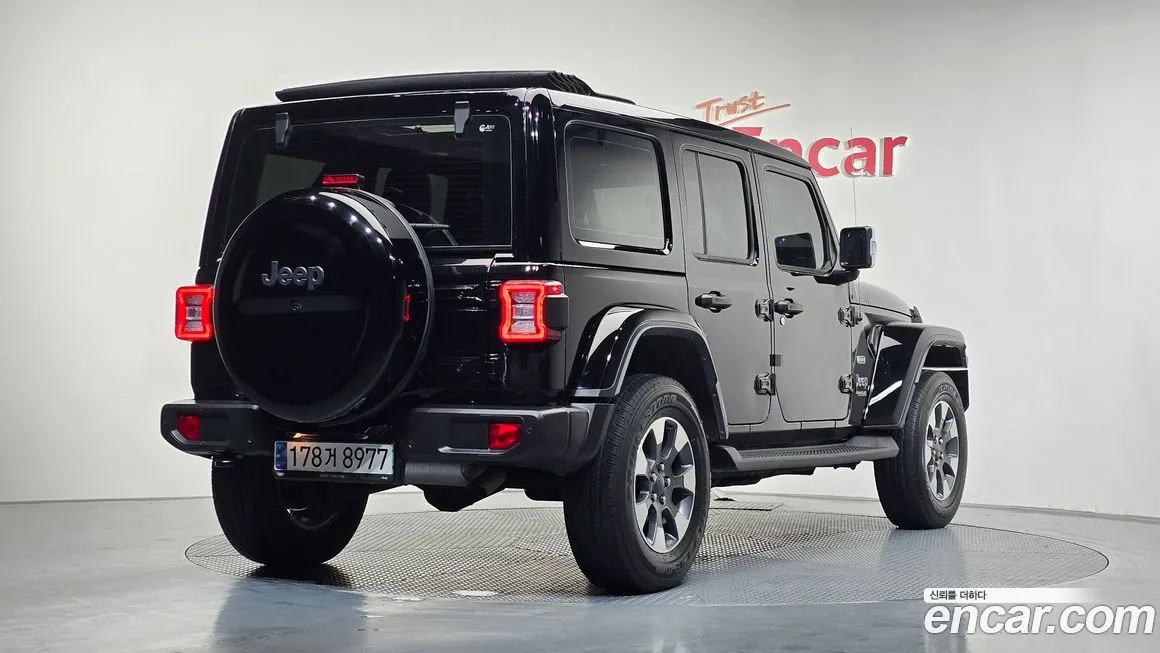 Jeep Wrangler 2022 из KR, фото 2