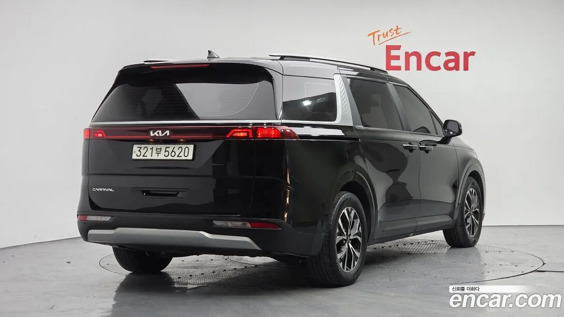 Kia Carnival 2022 из KR, фото 2