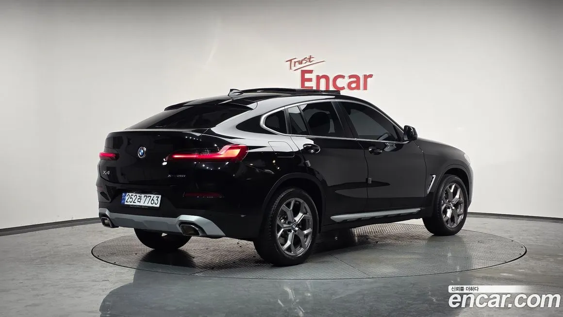 BMW X4 — фото 2