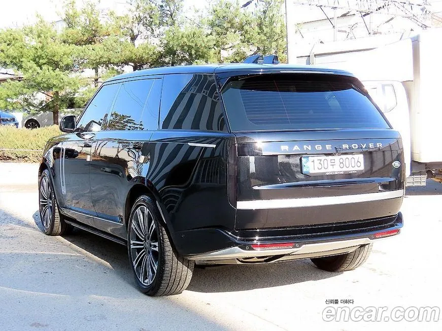 Land Rover Range Rover 2023 из KR, фото 3