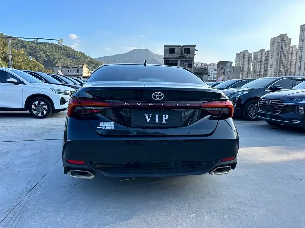 Toyota Avalon 2023 из CN, фото 4