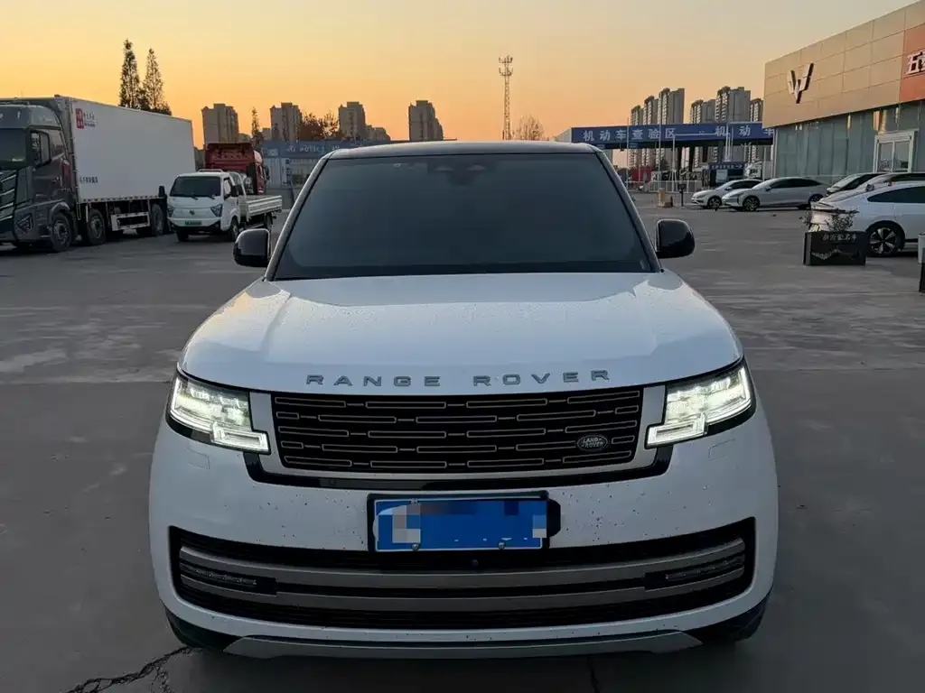 Land Rover Range Rover — фото 1