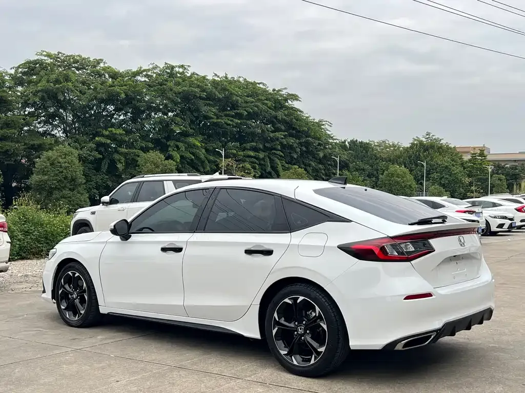 Honda Civic 2023 из CN, фото 9