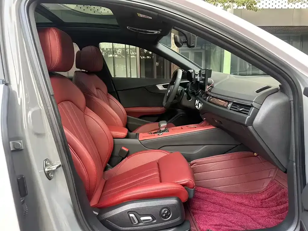 Audi A4L 2025 из CN, фото 7