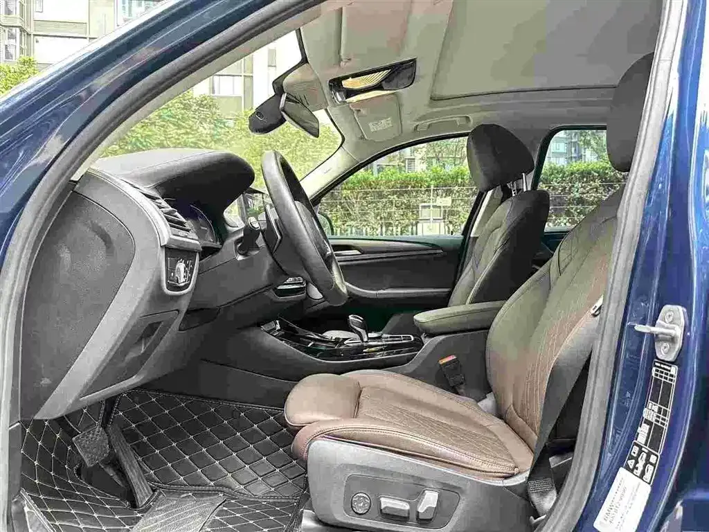 BMW X3 2022 из CN, фото 4