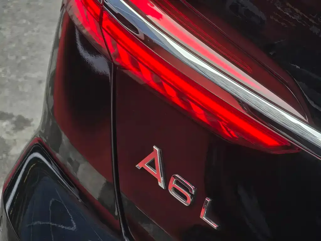 Audi A6L 2022 из CN, фото 8