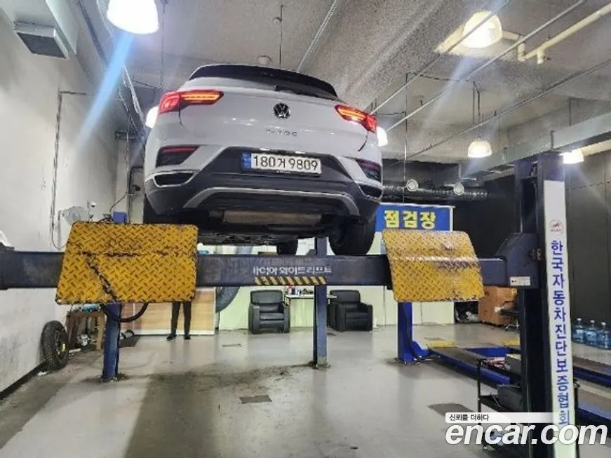 Volkswagen T-Roc 2021 из KR, фото 2