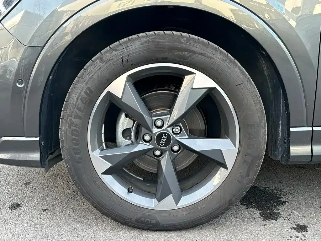 Audi Q3 2021 из CN, фото 5