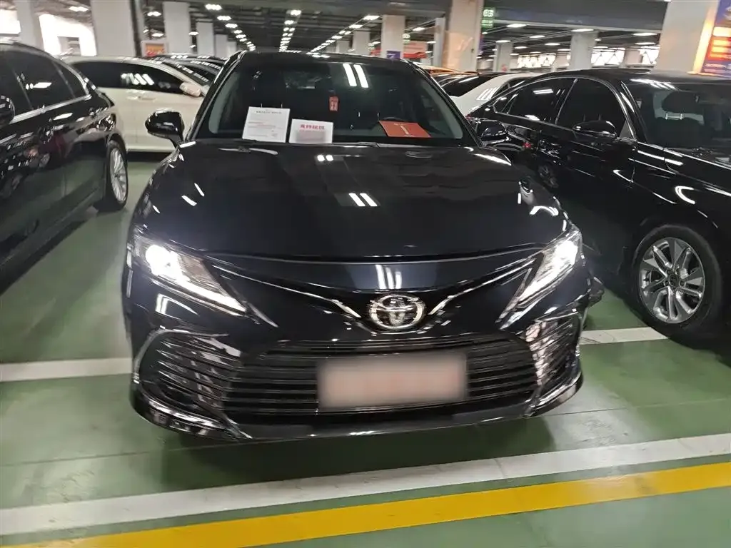 Toyota Camry 2023 из CN, фото 3