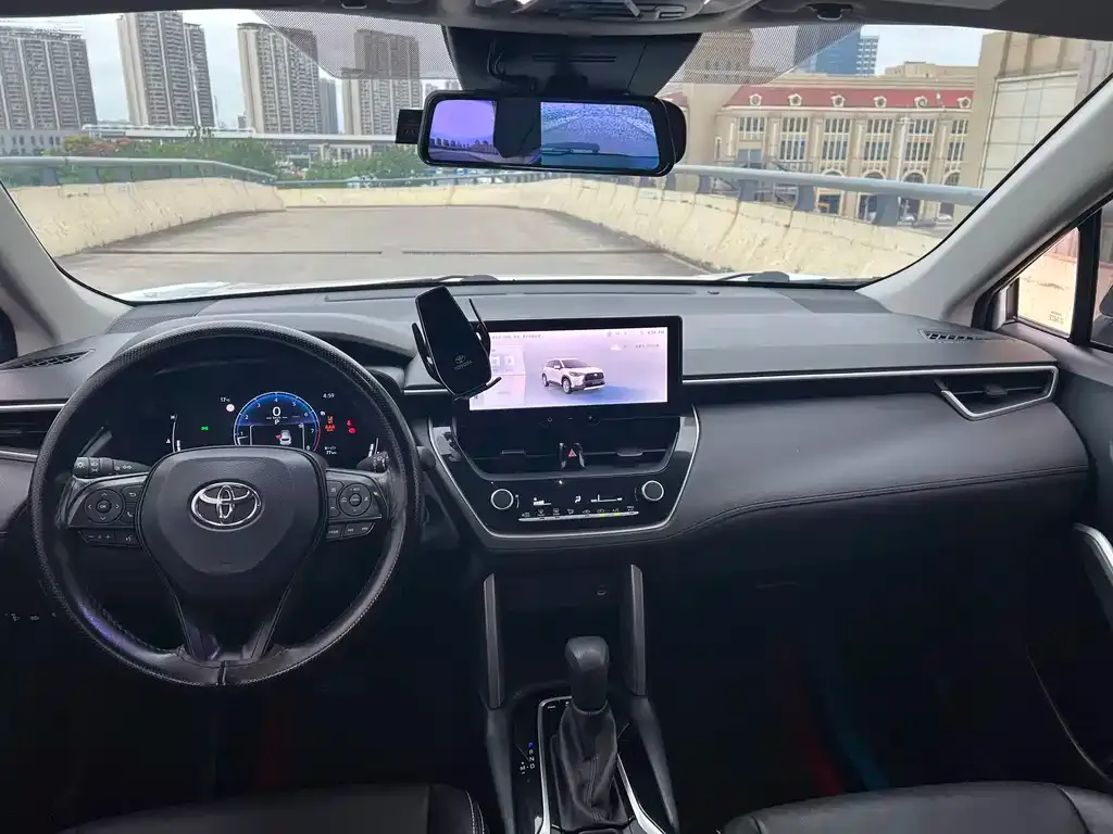 Toyota Corolla Cross 2023 из CN, фото 5