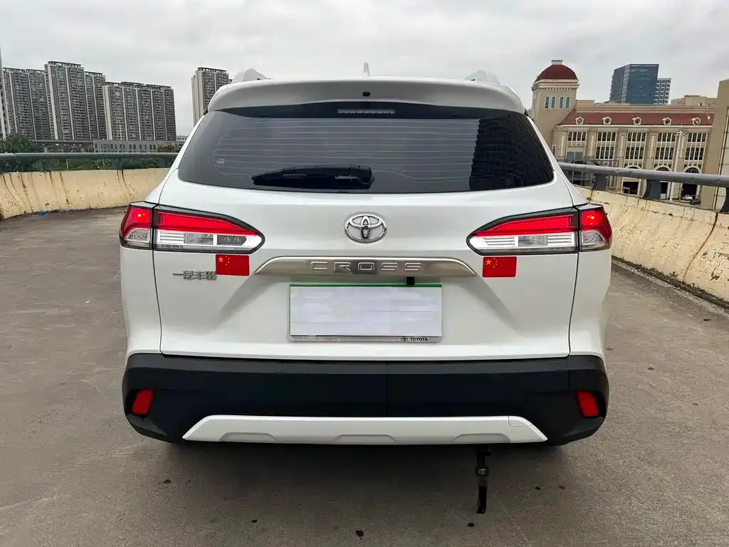 Toyota Corolla Cross 2023 из CN, фото 8