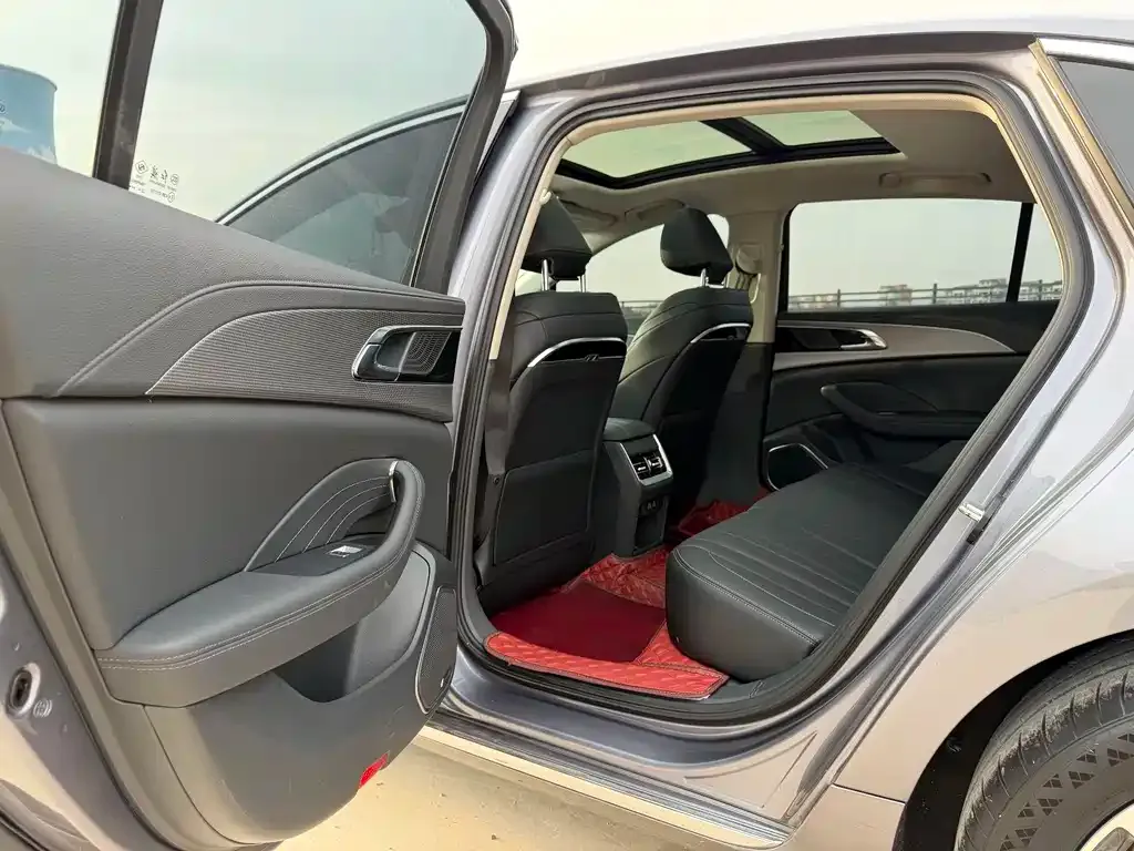 Hongqi H5 2023 из CN, фото 9