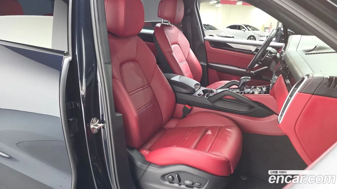 Porsche Cayenne 2023 из KR, фото 10
