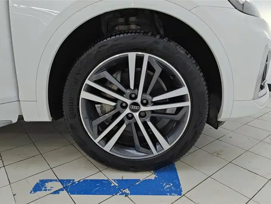Audi Q5L 2021 из CN, фото 6