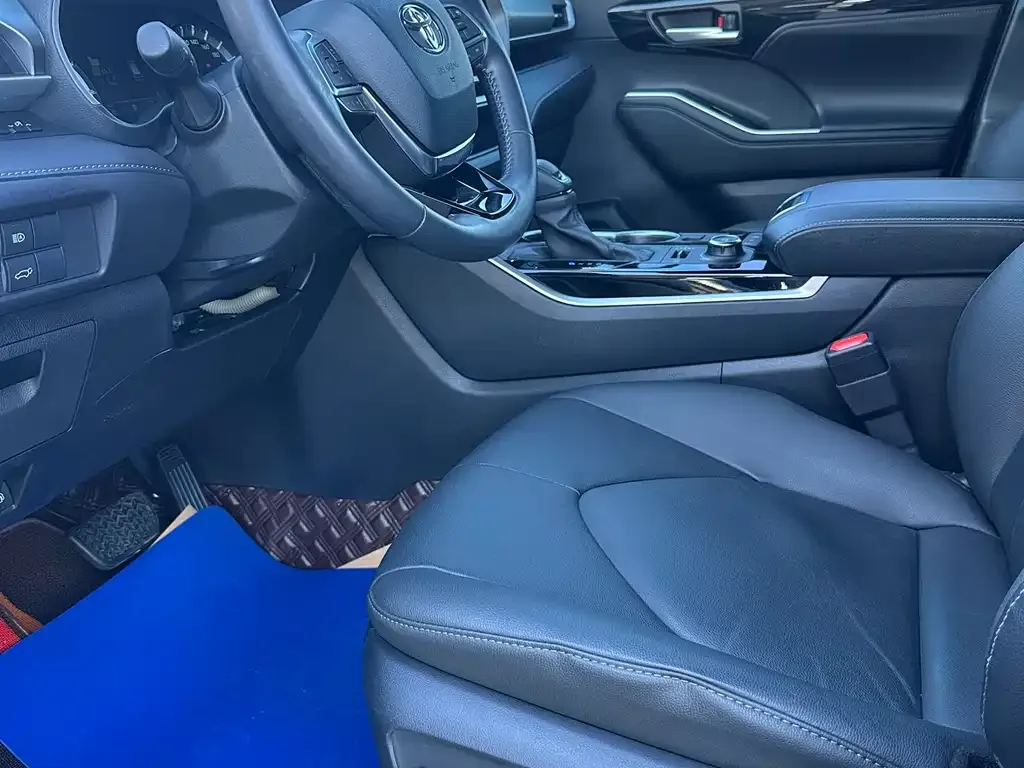 Toyota Highlander 2023 из CN, фото 10