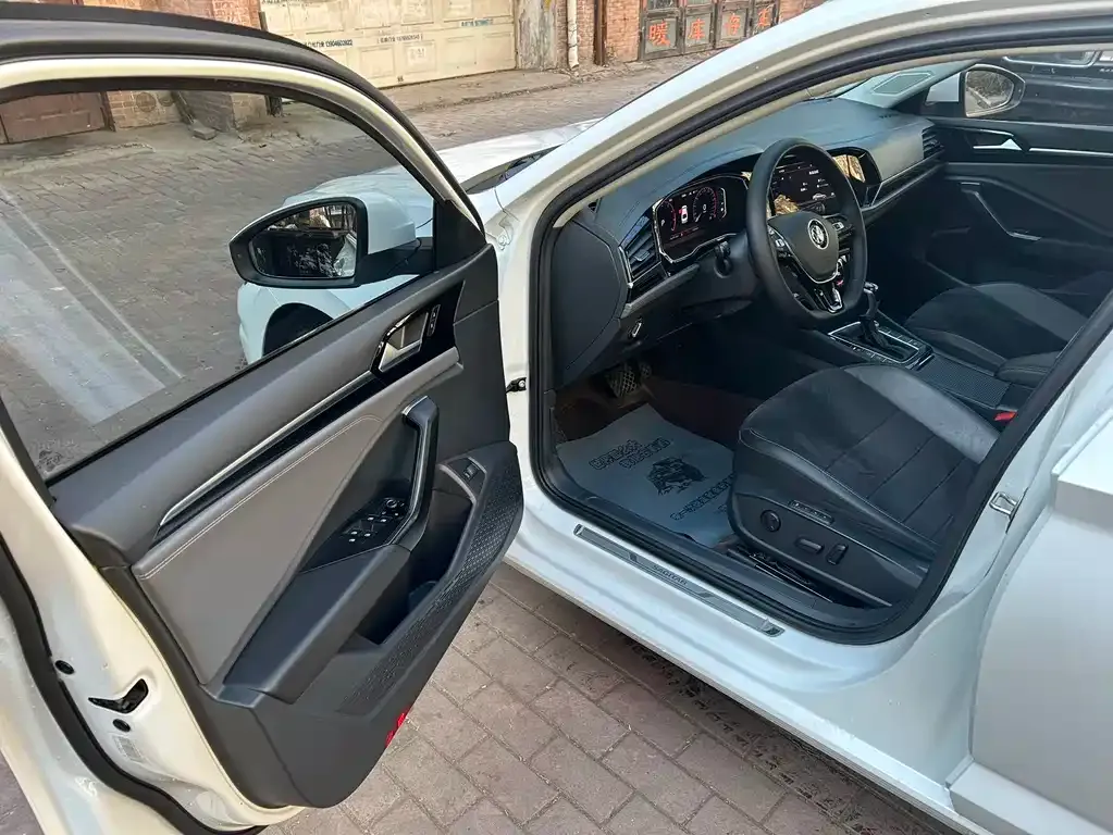 Volkswagen Sagitar 2021 из CN, фото 10