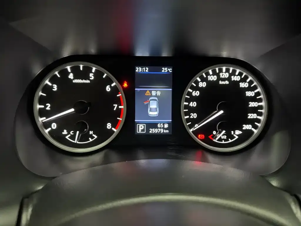 Nissan Sylphy 2022 из CN, фото 4