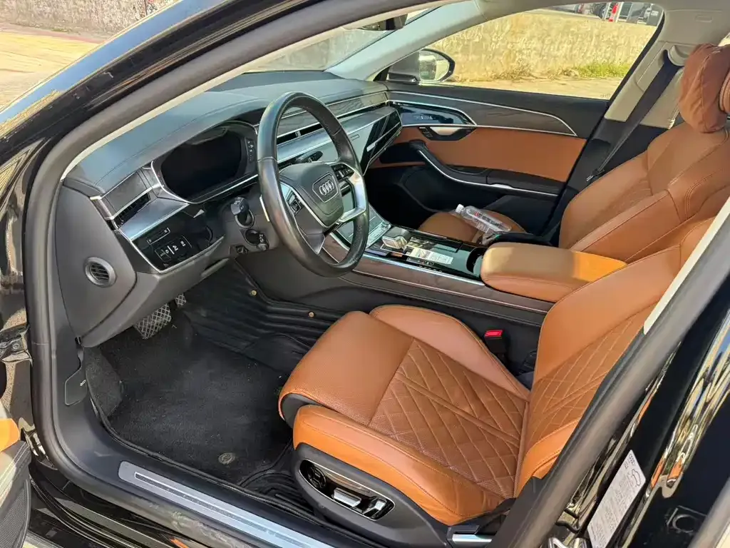 Audi A8 2024 из CN, фото 4