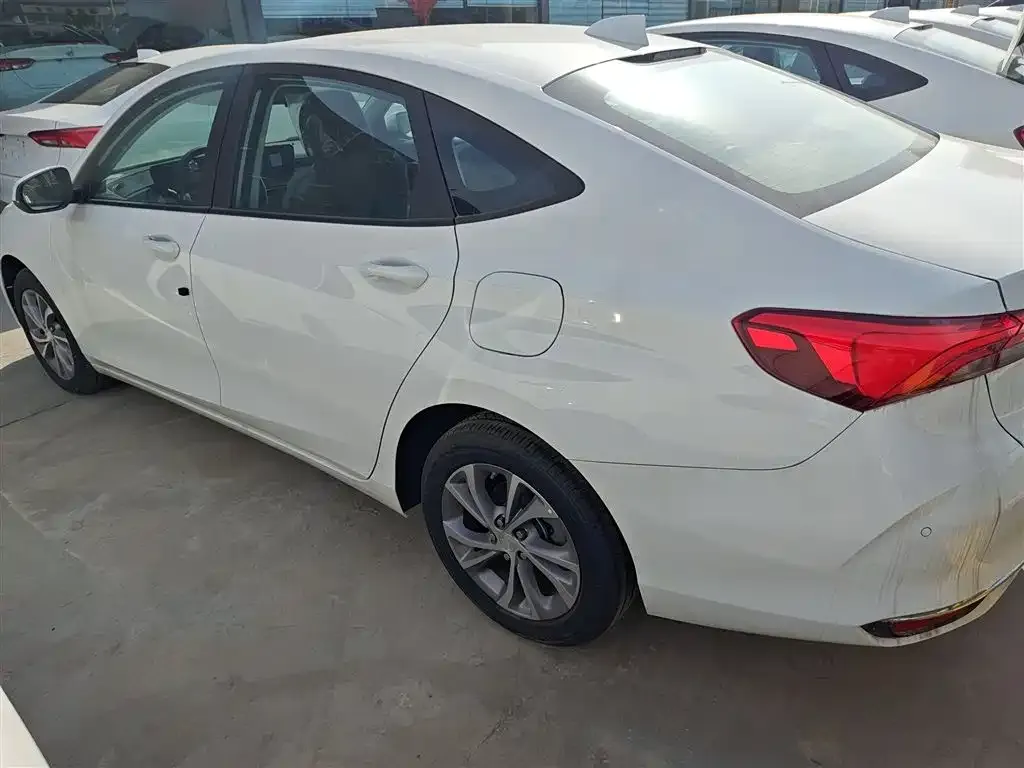 Buick Verano 2025 из CN, фото 5