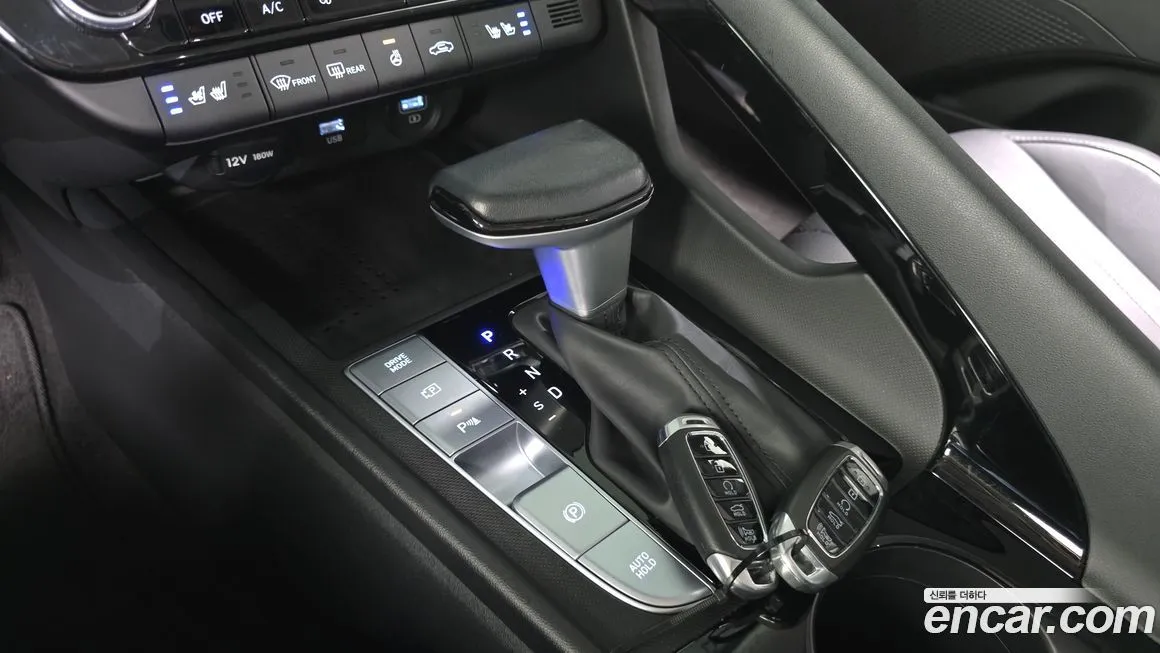 Hyundai AVANTE — фото 9