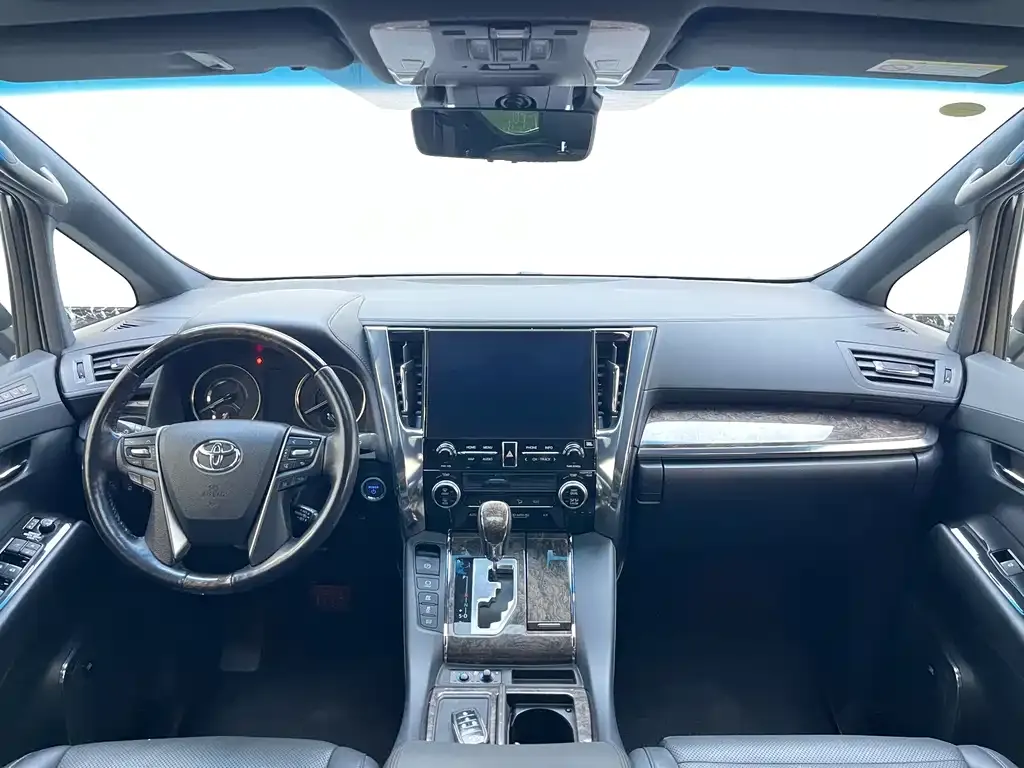 Toyota Alphard 2021 из CN, фото 5