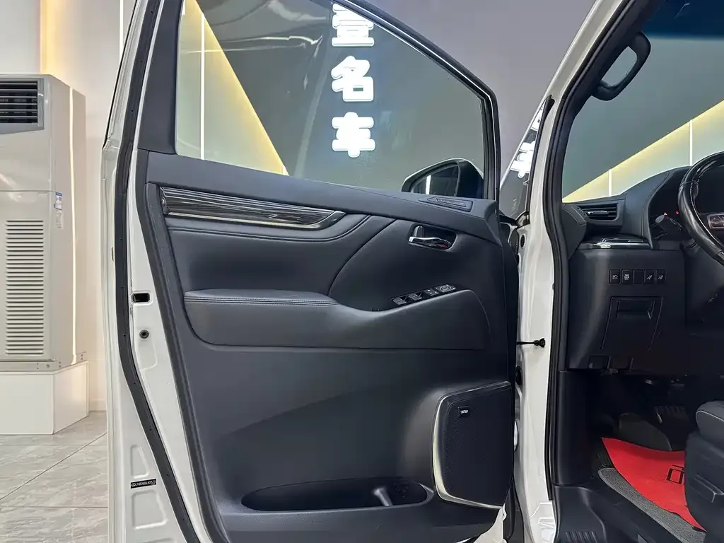 Lexus LM 2021 из CN, фото 9