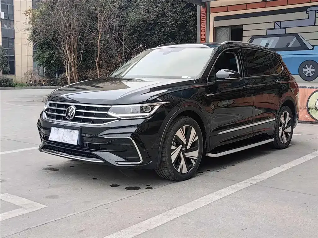 Volkswagen Tiguan L 2023 из CN, фото 1