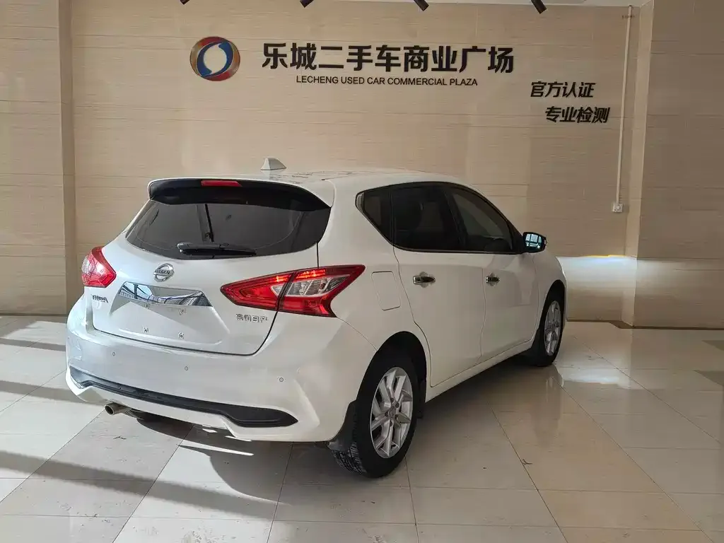 Nissan Tiida 2022 из CN, фото 4
