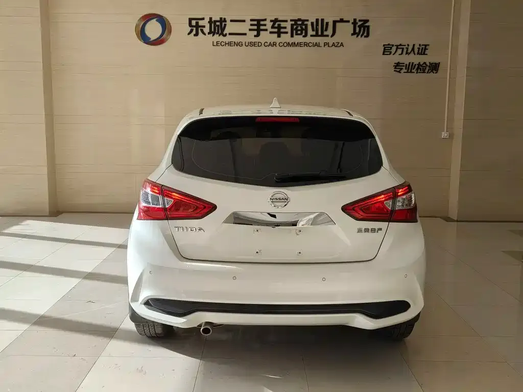 Nissan Tiida 2022 из CN, фото 5