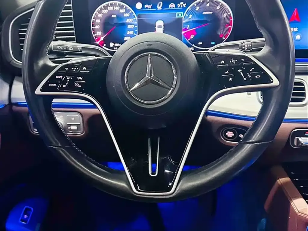 Mercedes-Benz GLS 2024 из CN, фото 3