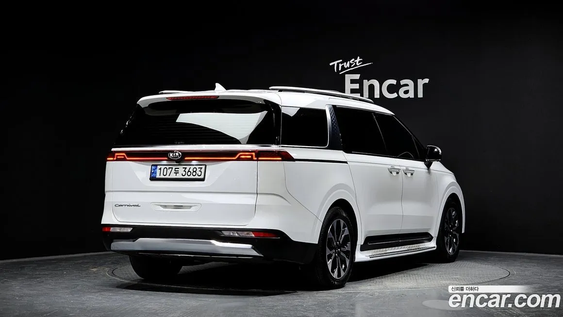 Kia Carnival 2021 из KR, фото 2