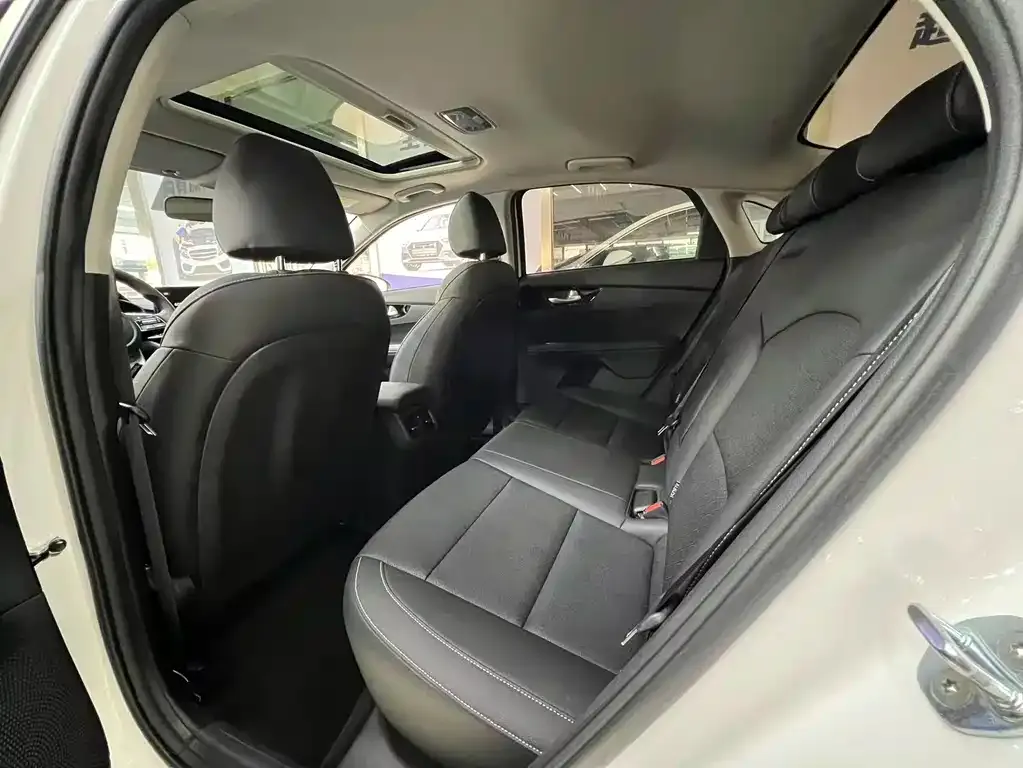 Kia K3 2022 из CN, фото 7