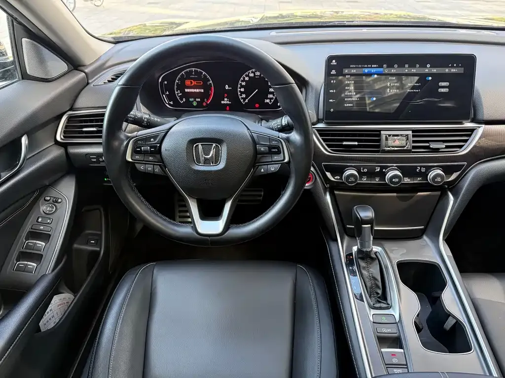 Honda Accord 2022 из CN, фото 10