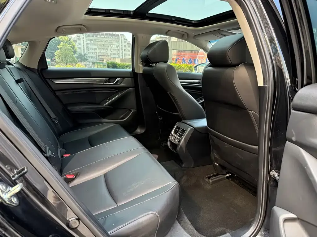 Honda Accord 2022 из CN, фото 8