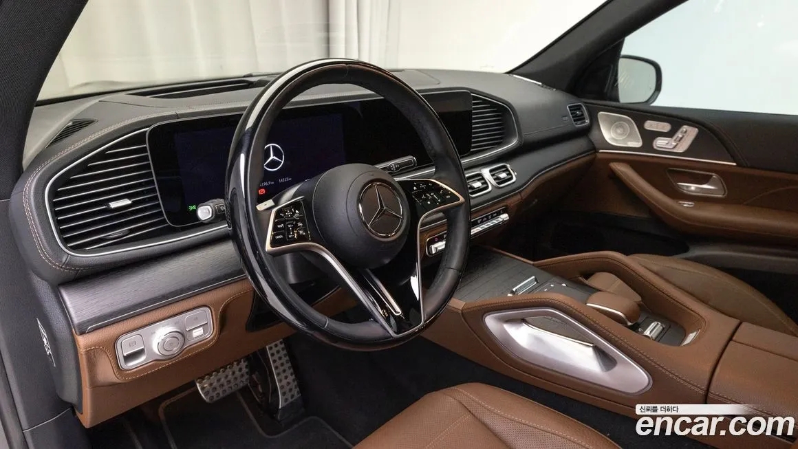 Mercedes-Benz GLS-Class — фото 10