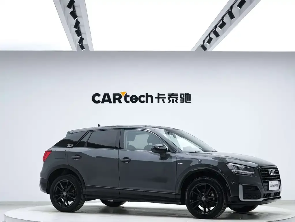 Audi Q2L 2021 из CN, фото 5