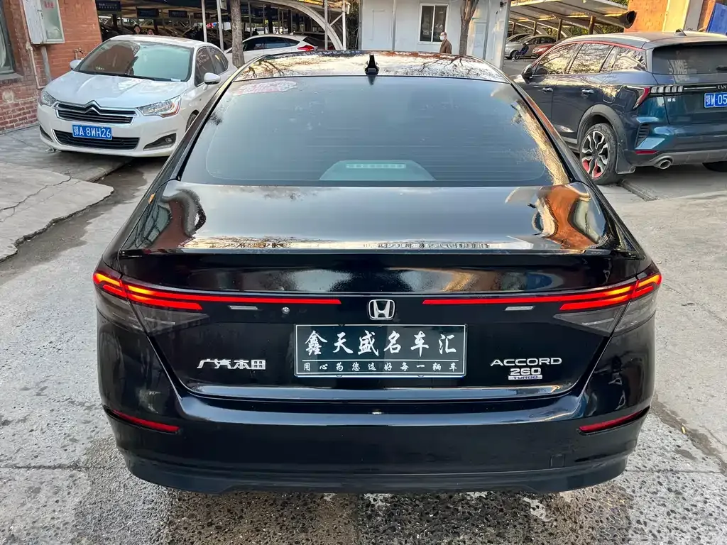Honda Accord 2024 из CN, фото 9