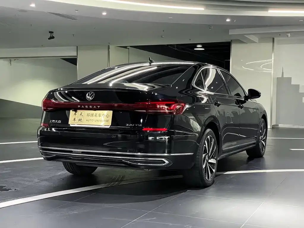 Volkswagen Passat — фото 4
