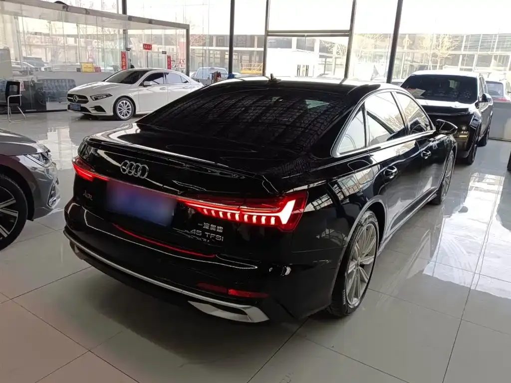 Audi A6L 2024 из CN, фото 7