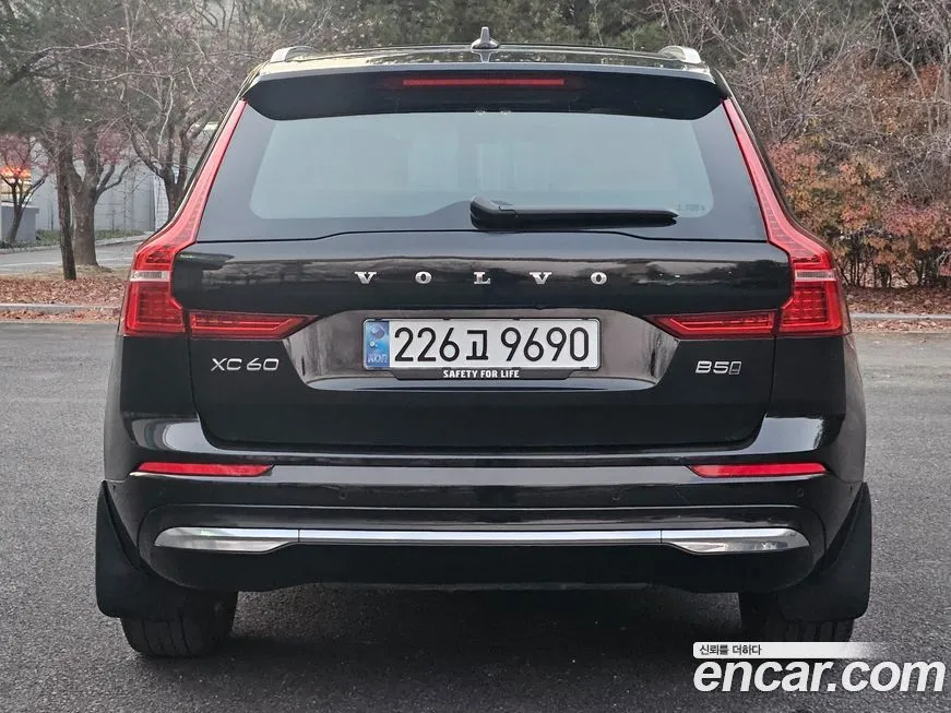 Volvo XC60 2025 из KR, фото 4
