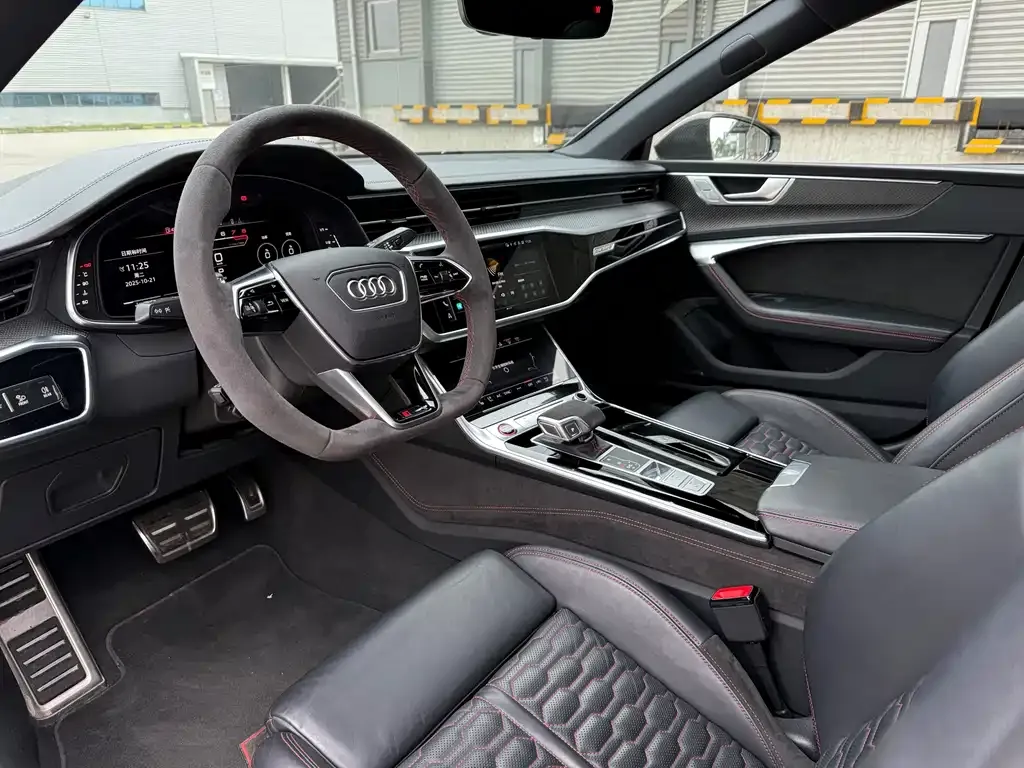 Audi RS 7 2021 из CN, фото 7