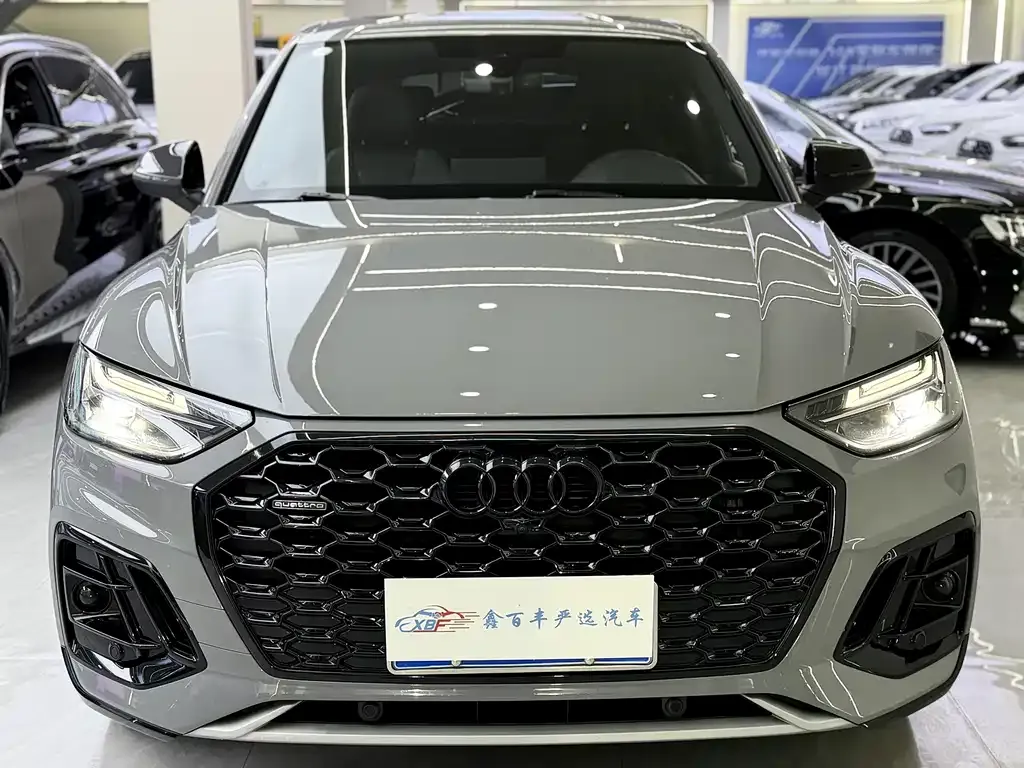 Audi Q5L Sportback 2021 из CN, фото 2