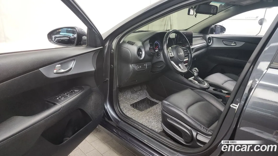Kia K3 2022 из KR, фото 10