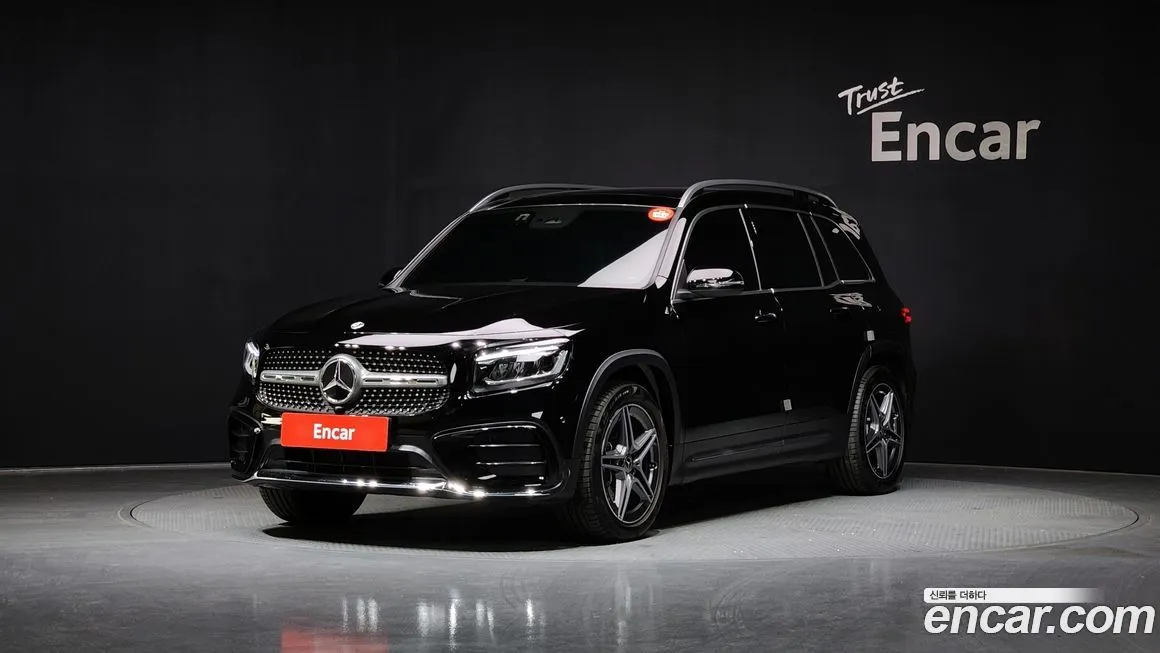 Mercedes-Benz GLB-Class — фото 1