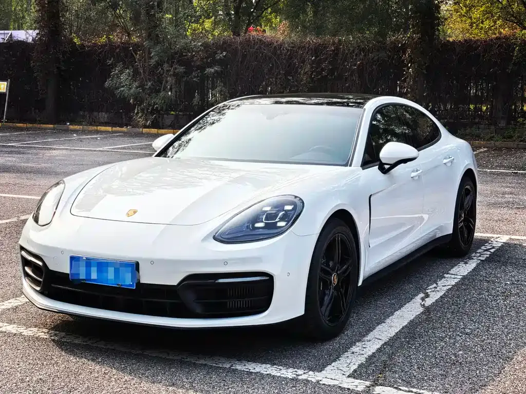 Porsche Panamera 2023 из CN, фото 1